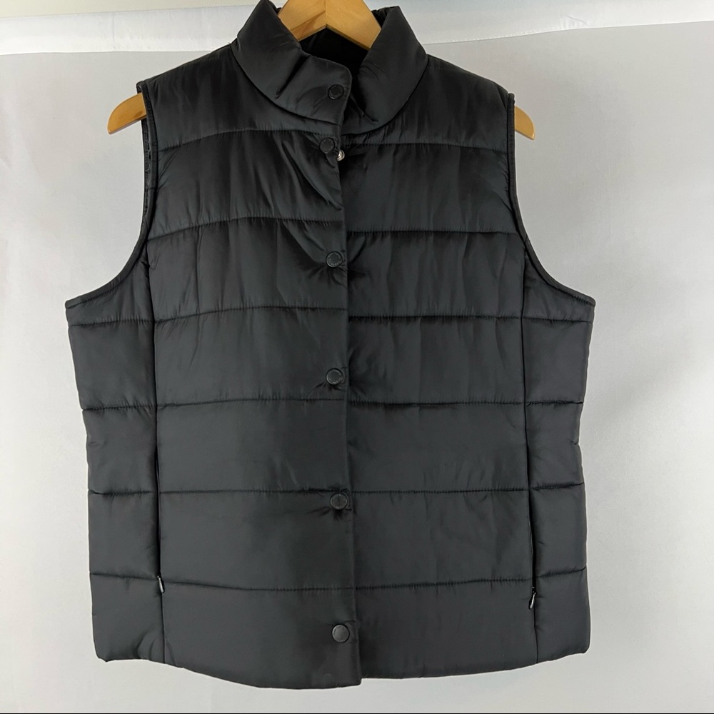 Daisy Fuentes Women’s Vest